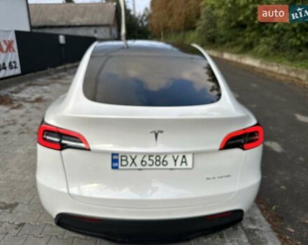 Белый Тесла Model Y, объемом двигателя 0 л и пробегом 62 тыс. км за 24999 $, фото 11 на Automoto.ua