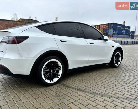 Білий Тесла Model Y, об'ємом двигуна 0 л та пробігом 45 тис. км за 27500 $, фото 19 на Automoto.ua