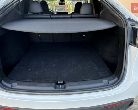 Белый Тесла Model Y, объемом двигателя 0 л и пробегом 35 тыс. км за 33000 $, фото 14 на Automoto.ua