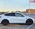 Белый Тесла Model Y, объемом двигателя 0 л и пробегом 28 тыс. км за 28400 $, фото 2 на Automoto.ua