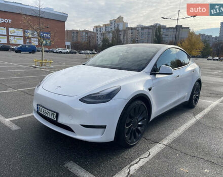 Белый Тесла Model Y, объемом двигателя 0 л и пробегом 43 тыс. км за 29500 $, фото 2 на Automoto.ua