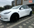 Белый Тесла Model Y, объемом двигателя 0 л и пробегом 29 тыс. км за 28900 $, фото 1 на Automoto.ua