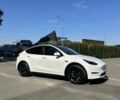 Белый Тесла Model Y, объемом двигателя 0 л и пробегом 8 тыс. км за 34999 $, фото 9 на Automoto.ua