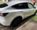 Білий Тесла Model Y, об'ємом двигуна 0 л та пробігом 27 тис. км за 27500 $, фото 1 на Automoto.ua