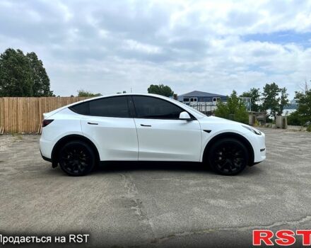 Белый Тесла Model Y, объемом двигателя 0 л и пробегом 40 тыс. км за 28499 $, фото 3 на Automoto.ua