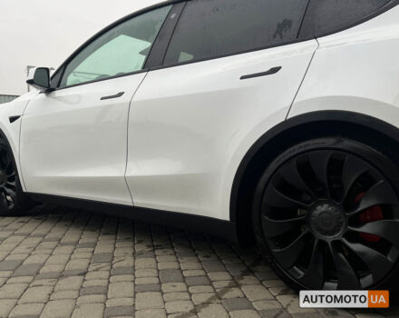 Білий Тесла Model Y, об'ємом двигуна 82 л та пробігом 33 тис. км за 35000 $, фото 11 на Automoto.ua