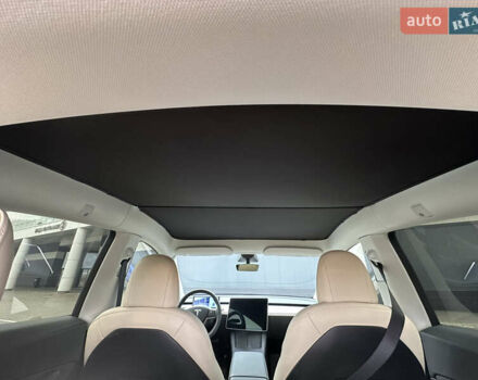 Белый Тесла Model Y, объемом двигателя 0 л и пробегом 41 тыс. км за 29900 $, фото 26 на Automoto.ua