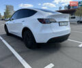 Тесла Model Y 2023 в Киеве на Automoto.ua Белый Тесла Model Y, объемом двигателя 0 л и пробегом 70 тыс. км за 31000 $, фото 10 на Automoto.ua