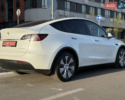 Білий Тесла Model Y, об'ємом двигуна 0 л та пробігом 55 тис. км за 33014 $, фото 14 на Automoto.ua