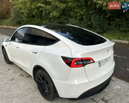 Белый Тесла Model Y, объемом двигателя 0 л и пробегом 62 тыс. км за 24999 $, фото 13 на Automoto.ua
