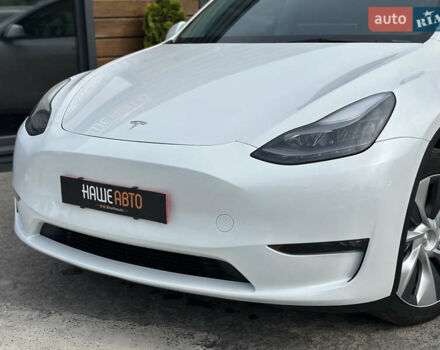 Білий Тесла Model Y, об'ємом двигуна 0 л та пробігом 47 тис. км за 26500 $, фото 5 на Automoto.ua