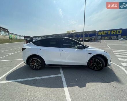 Білий Тесла Model Y, об'ємом двигуна 0 л та пробігом 75 тис. км за 33500 $, фото 32 на Automoto.ua
