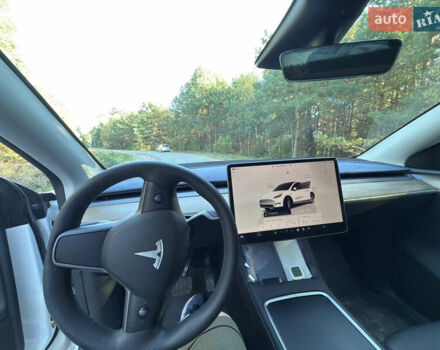 Білий Тесла Model Y, об'ємом двигуна 0 л та пробігом 30 тис. км за 32555 $, фото 13 на Automoto.ua