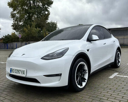 Білий Тесла Model Y, об'ємом двигуна 0 л та пробігом 45 тис. км за 27500 $, фото 4 на Automoto.ua