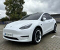 Білий Тесла Model Y, об'ємом двигуна 0 л та пробігом 45 тис. км за 27500 $, фото 4 на Automoto.ua