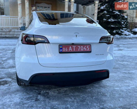 Белый Тесла Model Y, объемом двигателя 0 л и пробегом 21 тыс. км за 35000 $, фото 9 на Automoto.ua