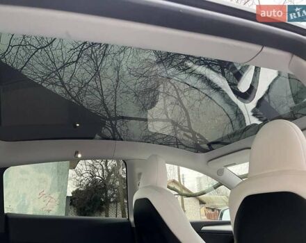 Белый Тесла Model Y, объемом двигателя 0 л и пробегом 39 тыс. км за 29500 $, фото 2 на Automoto.ua