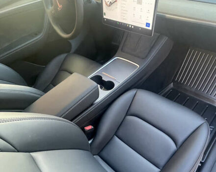 Білий Тесла Model Y, об'ємом двигуна 0 л та пробігом 81 тис. км за 24700 $, фото 24 на Automoto.ua