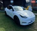 Белый Тесла Model Y, объемом двигателя 0 л и пробегом 95 тыс. км за 25000 $, фото 1 на Automoto.ua