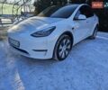 Белый Тесла Model Y, объемом двигателя 0 л и пробегом 22 тыс. км за 30000 $, фото 1 на Automoto.ua