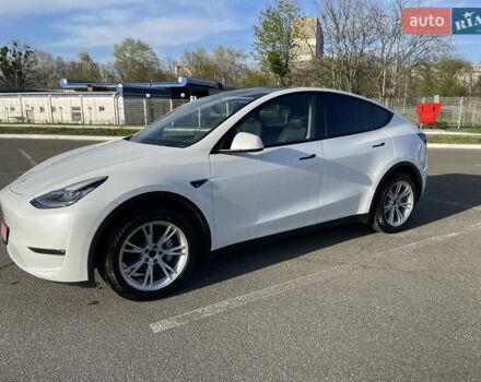 Белый Тесла Model Y, объемом двигателя 0 л и пробегом 22 тыс. км за 31500 $, фото 4 на Automoto.ua