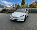 Белый Тесла Model Y, объемом двигателя 0 л и пробегом 98 тыс. км за 28000 $, фото 4 на Automoto.ua