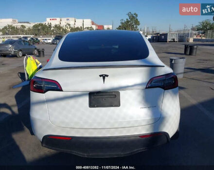Белый Тесла Model Y, объемом двигателя 0 л и пробегом 22 тыс. км за 29500 $, фото 6 на Automoto.ua