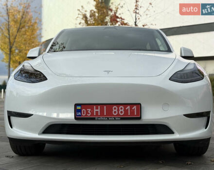 Белый Тесла Model Y, объемом двигателя 0 л и пробегом 25 тыс. км за 32500 $, фото 7 на Automoto.ua