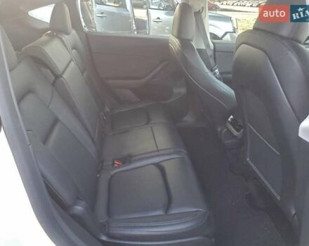 Білий Тесла Model Y, об'ємом двигуна 0 л та пробігом 83 тис. км за 12200 $, фото 10 на Automoto.ua