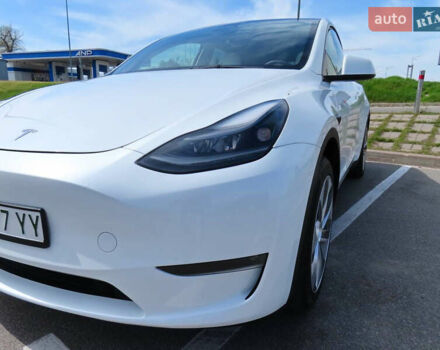 Белый Тесла Model Y, объемом двигателя 0 л и пробегом 41 тыс. км за 27000 $, фото 9 на Automoto.ua