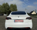 Білий Тесла Model Y, об'ємом двигуна 0 л та пробігом 108 тис. км за 27800 $, фото 10 на Automoto.ua