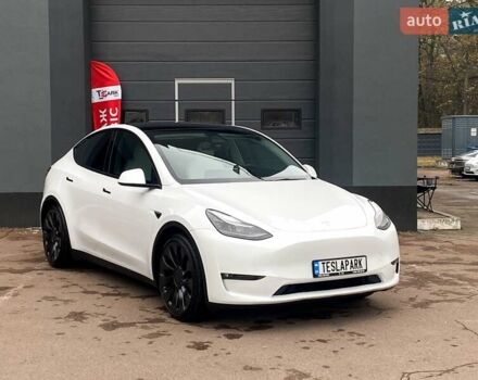 Белый Тесла Model Y, объемом двигателя 0 л и пробегом 49 тыс. км за 34999 $, фото 11 на Automoto.ua