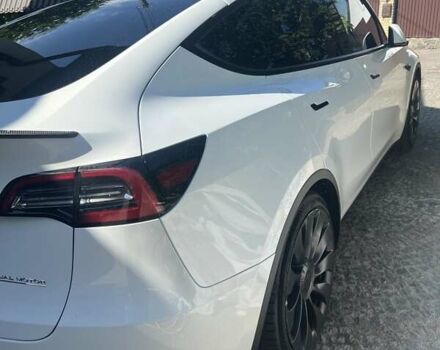 Білий Тесла Model Y, об'ємом двигуна 0 л та пробігом 30 тис. км за 33000 $, фото 1 на Automoto.ua