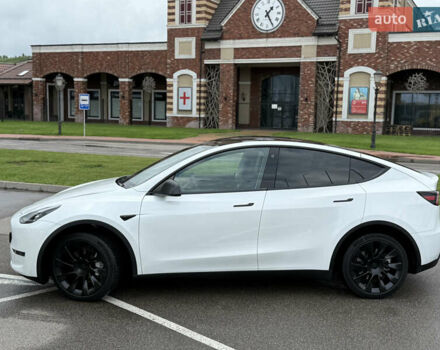 Белый Тесла Model Y, объемом двигателя 0 л и пробегом 49 тыс. км за 34990 $, фото 8 на Automoto.ua