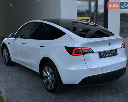 Белый Тесла Model Y, объемом двигателя 0 л и пробегом 36 тыс. км за 25500 $, фото 3 на Automoto.ua