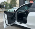 Білий Тесла Model Y, об'ємом двигуна 0 л та пробігом 47 тис. км за 26500 $, фото 26 на Automoto.ua