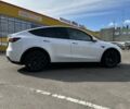 Белый Тесла Model Y, объемом двигателя 0 л и пробегом 23 тыс. км за 27500 $, фото 6 на Automoto.ua