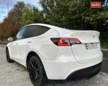 Белый Тесла Model Y, объемом двигателя 0 л и пробегом 62 тыс. км за 24999 $, фото 12 на Automoto.ua