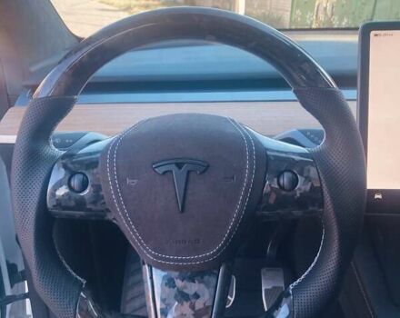 Белый Тесла Model Y, объемом двигателя 0 л и пробегом 52 тыс. км за 33500 $, фото 27 на Automoto.ua