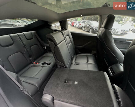 Білий Тесла Model Y, об'ємом двигуна 0 л та пробігом 47 тис. км за 26500 $, фото 57 на Automoto.ua