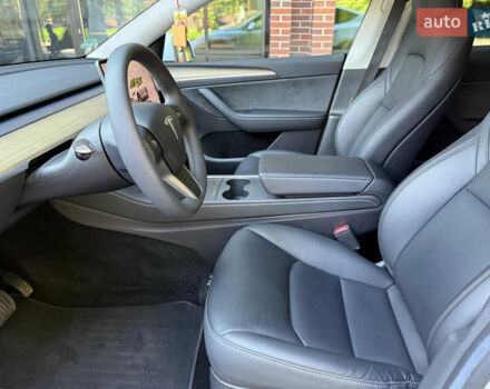 Белый Тесла Model Y, объемом двигателя 0 л и пробегом 49 тыс. км за 23000 $, фото 4 на Automoto.ua