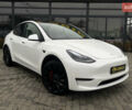 Белый Тесла Model Y, объемом двигателя 0 л и пробегом 33 тыс. км за 30100 $, фото 1 на Automoto.ua
