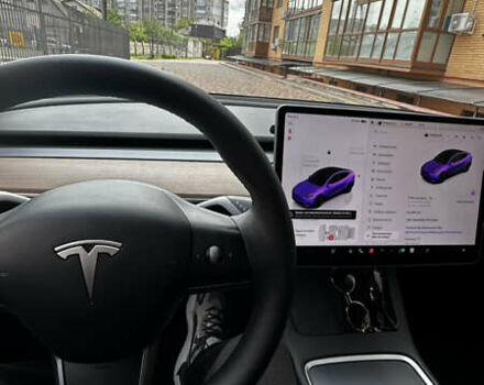 Белый Тесла Model Y, объемом двигателя 0 л и пробегом 70 тыс. км за 30000 $, фото 1 на Automoto.ua