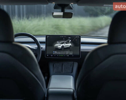 Белый Тесла Model Y, объемом двигателя 0 л и пробегом 40 тыс. км за 28300 $, фото 14 на Automoto.ua
