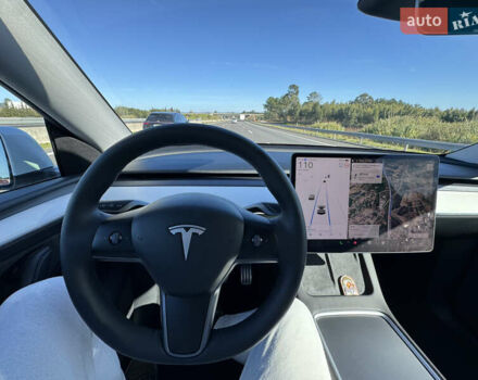 Белый Тесла Model Y, объемом двигателя 0 л и пробегом 35 тыс. км за 28800 $, фото 11 на Automoto.ua