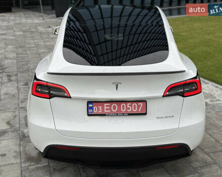 Белый Тесла Model Y, объемом двигателя 0 л и пробегом 45 тыс. км за 35500 $, фото 24 на Automoto.ua