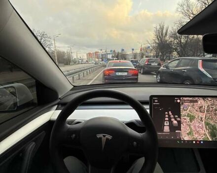 Белый Тесла Model Y, объемом двигателя 0 л и пробегом 15 тыс. км за 38000 $, фото 5 на Automoto.ua