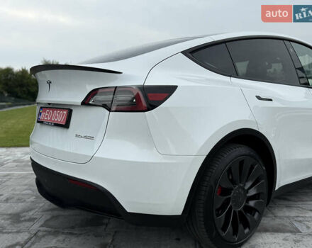 Белый Тесла Model Y, объемом двигателя 0 л и пробегом 45 тыс. км за 35500 $, фото 12 на Automoto.ua