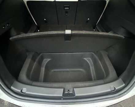 Белый Тесла Model Y, объемом двигателя 0 л и пробегом 37 тыс. км за 29990 $, фото 16 на Automoto.ua