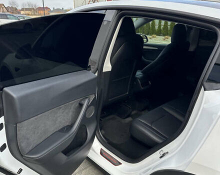 Белый Тесла Model Y, объемом двигателя 0 л и пробегом 24 тыс. км за 32000 $, фото 12 на Automoto.ua